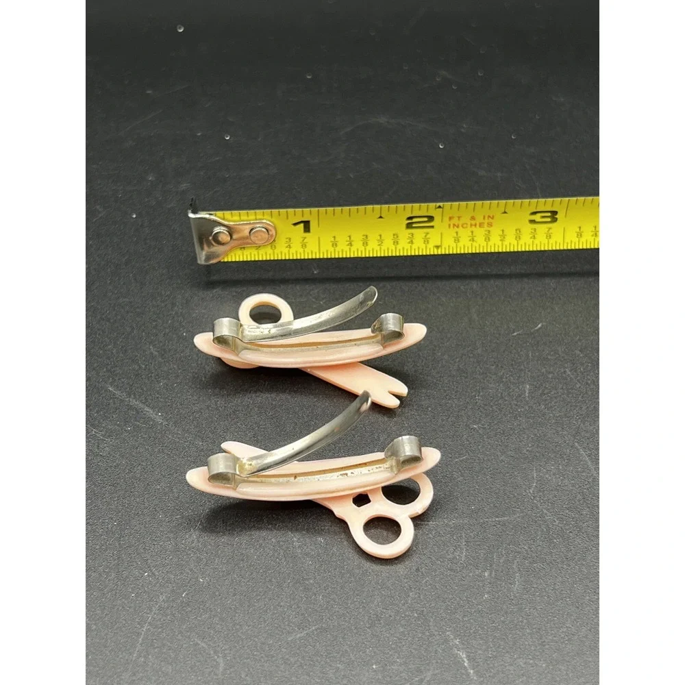 Vintage Peach Scissors‎ Hair Barrette Pair Plastic & Metal Small Set Of 2
